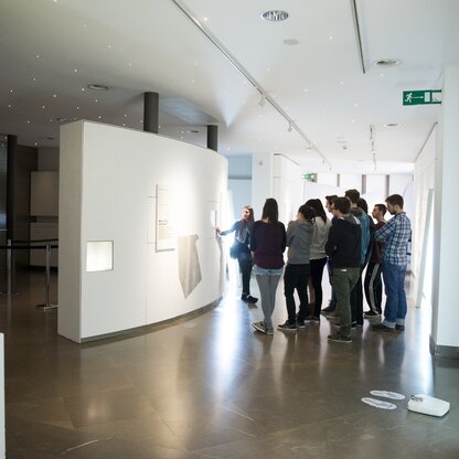 Permanent exhibition - School class guided tour  | © © South Tyrol Museum of Archaeology/foto-dpi.com